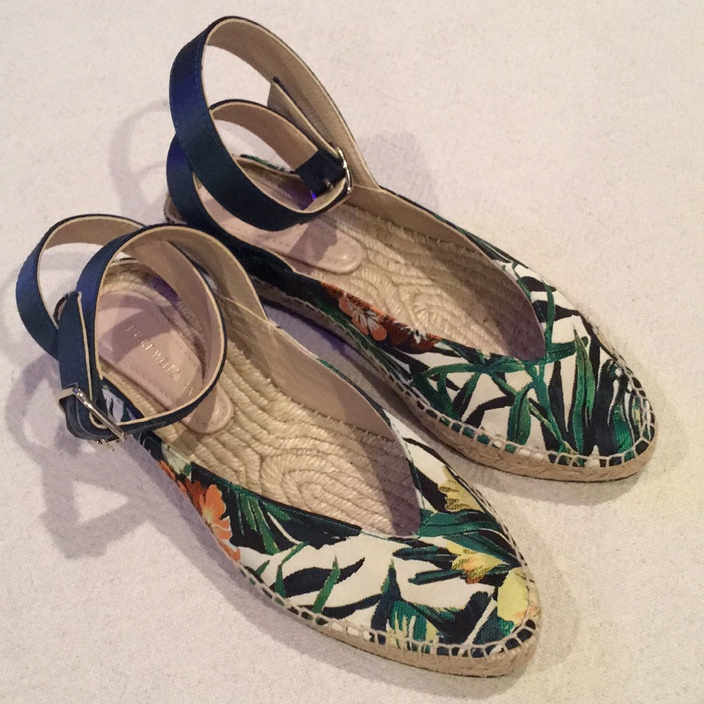 Stuart Weitzman Tropical Espadrilles 6.5